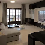 Casa Los Alisios, 86