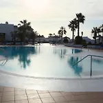 Casa Los Alisios, 86